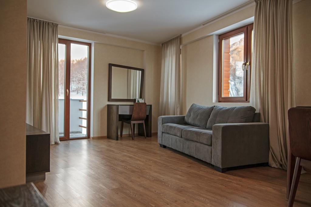 Orbi Palace Aparthotel Бакуриани Экстерьер фото